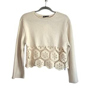 Ivory Lace Hem Ribbed Top